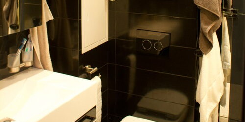 Чёрно-белый дизайн ванной комнаты