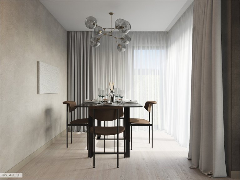 Обеденный стол в нише с окном