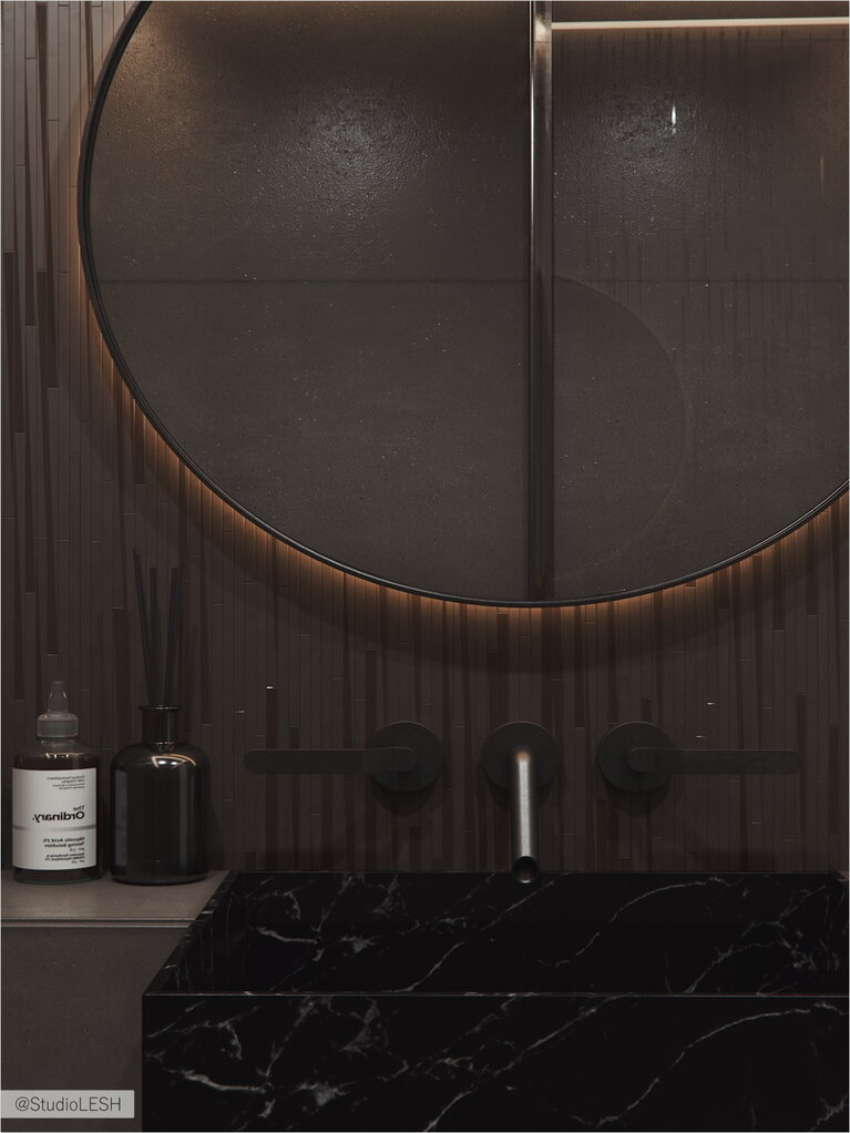 Round mirror for softening rectangular shapes