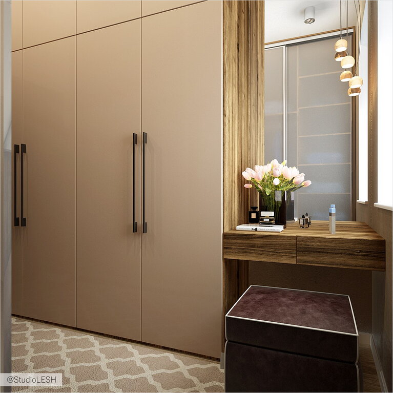 Дизайн интерьера гардеробной в загородном доме