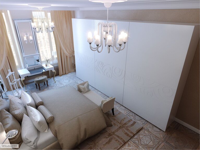 Большой шкаф в спальной комнате