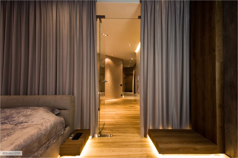 Стеклянные межкомнатные перегородки в квартире