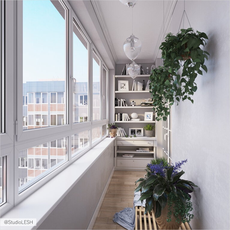 Светлый балкон