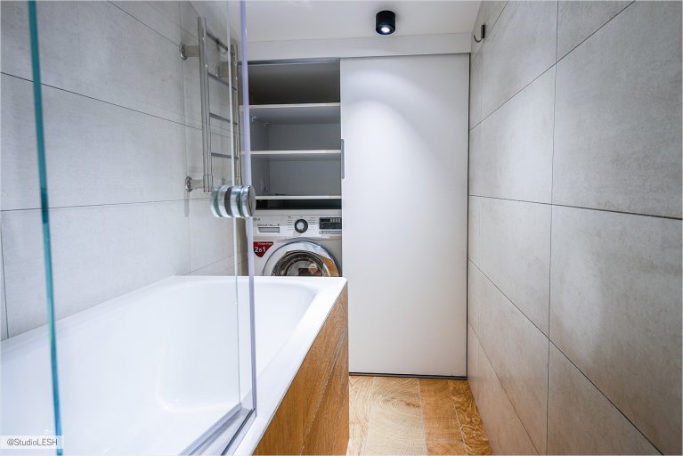 Светлая ванная комната