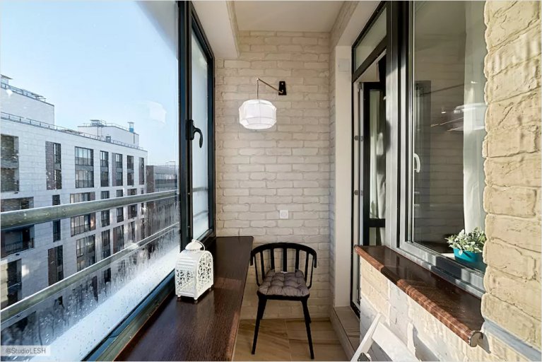 Балкон с зоной для отдыха 