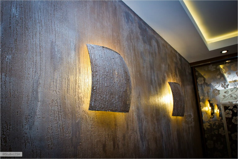 Бра с декоративной штукаторкой