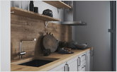 Деревянный фартук в кухне в скандинавском стиле